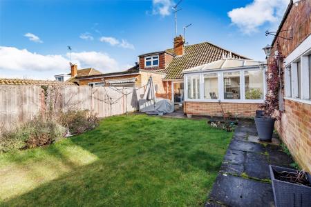 16, Field Close (18).jpg