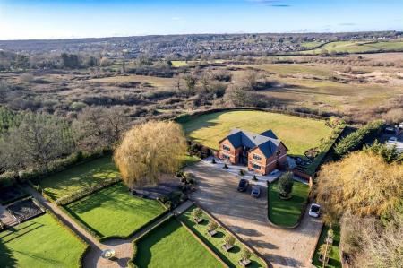 Ivy House  Coopersale Lane aerial  (7).jpg