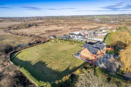 Ivy House  Coopersale Lane aerial  (9).jpg