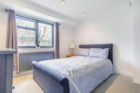 72, Crows Road (20).jpg