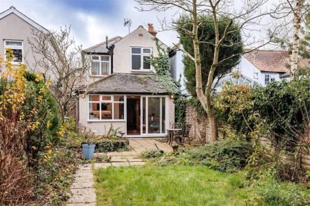 35  Fairfield Road (17).jpg