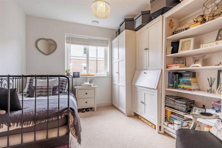 61 Buckingham Road (2).jpg