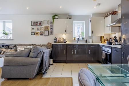 61 Buckingham Road (11).jpg