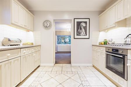 81, Coppice Row (13).jpg