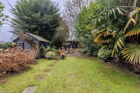 81, Coppice Row (24).jpg