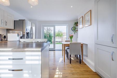 40 Beaconfield (8).jpg