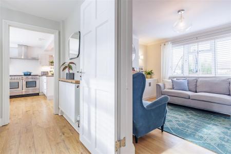 40 Beaconfield (2).jpg