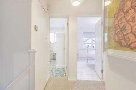 20, James Street (14).jpg