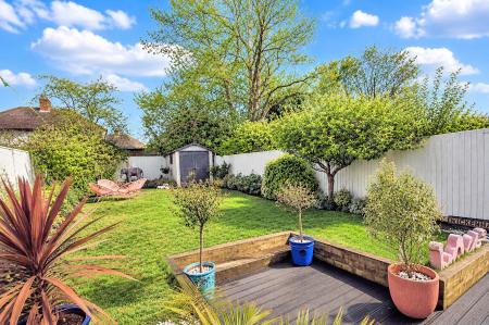 GARDEN 2.jpg