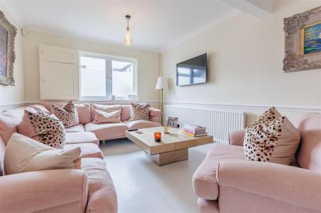 20, James Street (4).jpg