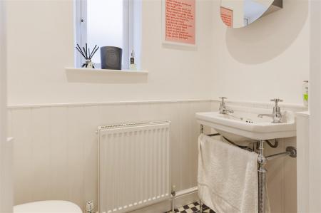 20, James Street (2).jpg