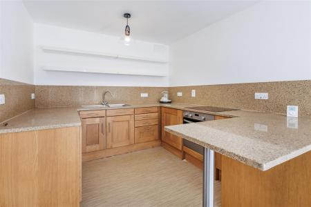 3 Theydon Gate (9).jpg