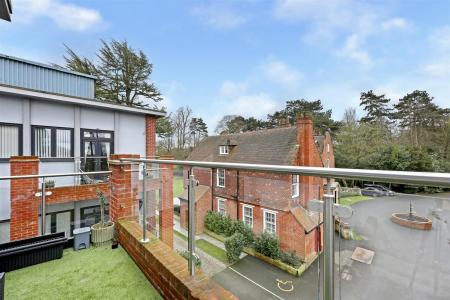 1Hykn0iX30-RrPMqiVyKgg (1) (1).jpg