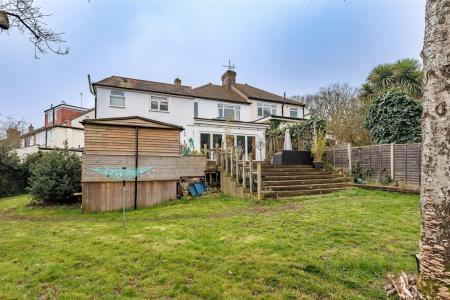 26 Larkshall Cres (34).jpg