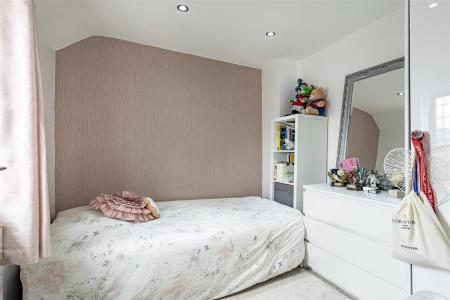 1  Chivers Square    (6).jpg