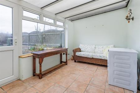 43 Mayflower Way (13).jpg