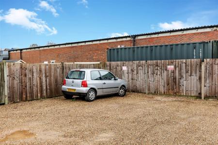 30 Weald Hall  (14).jpg