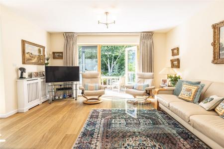 13 St. Nicholas Gr (5).jpg