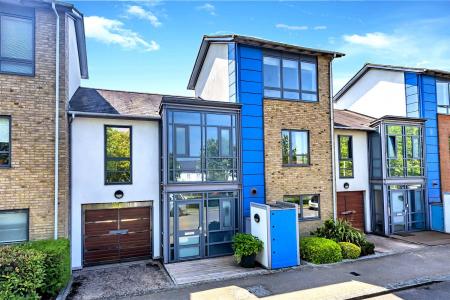 13 St. Nicholas Gr (35).jpg