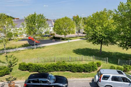 13 St. Nicholas Gr (24).jpg