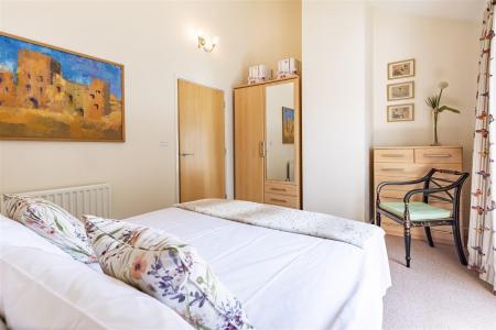 13 St. Nicholas Gr (20).jpg