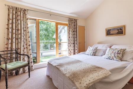 13 St. Nicholas Gr (19).jpg