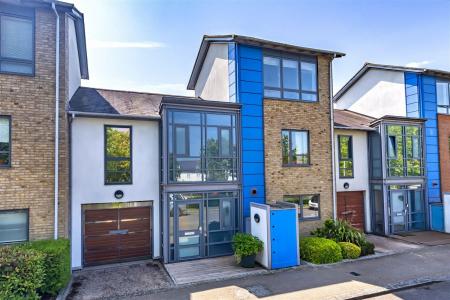 13 St. Nicholas Gr (35).jpg