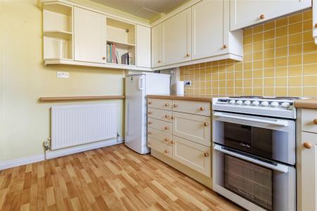 2  Wedgewood Cl (4).jpg