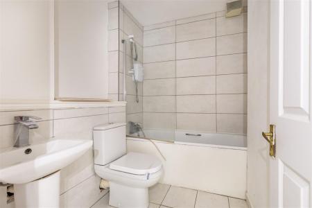 116 Woodland Way (8).jpg