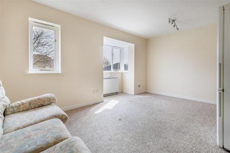 116 Woodland Way (13).jpg