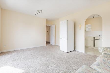 116 Woodland Way (12).jpg