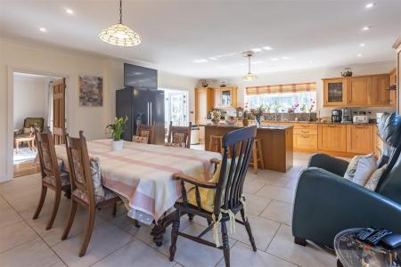 Willow House, Lou (13).jpg