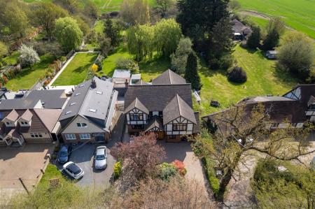 Willow House, Lou aerial  (4).jpg