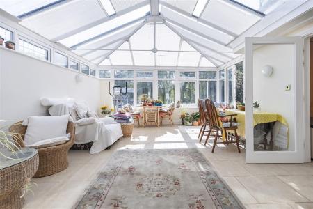 Willow House, Lou (9).jpg