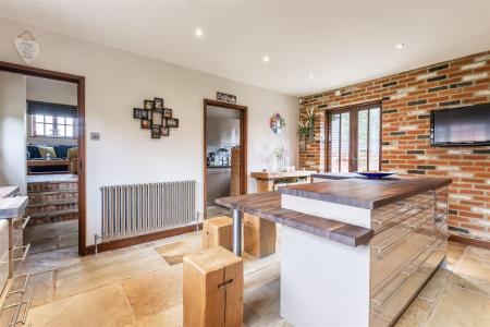 3 The Hall Barns (61).jpg