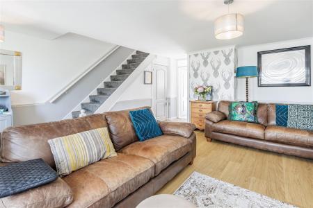 10 Lancaster Road (4).jpg