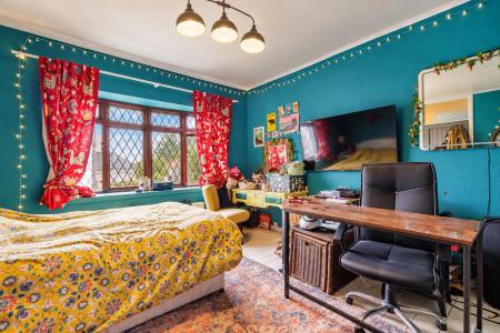 bedroom.jpg