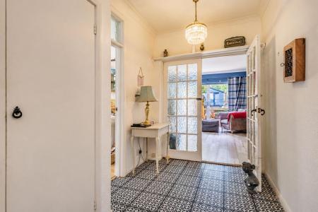INNER HALLWAY.jpg