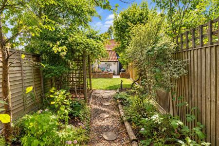 3 Kings Cottages (20).jpg