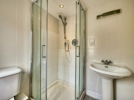 Ensuite shower
