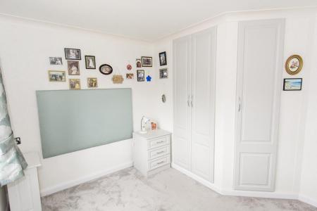 Bedroom Two Photo Two