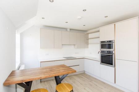 Kitchen/Dining Area Photo