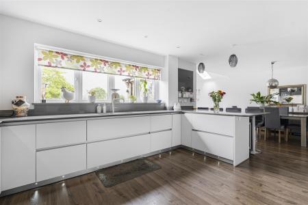 Breakfast kitchen Photo 2