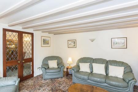 Sitting Room Photo 2