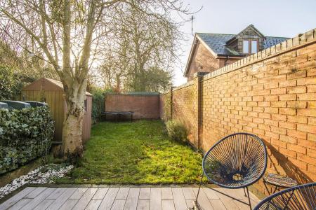 Garden Photo 4