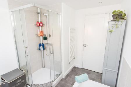 Bathroom (Photo Two)