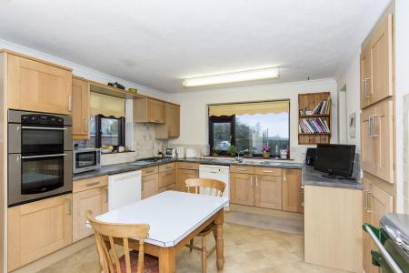 Breakfast Kitchen ( Photo Two )