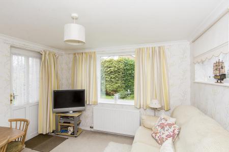 Snug/Dining Room (Photo Two)