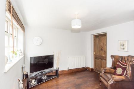 (Sitting Room Photo Two)