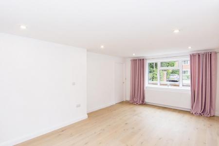 (Lounge/Diner Photo Two)